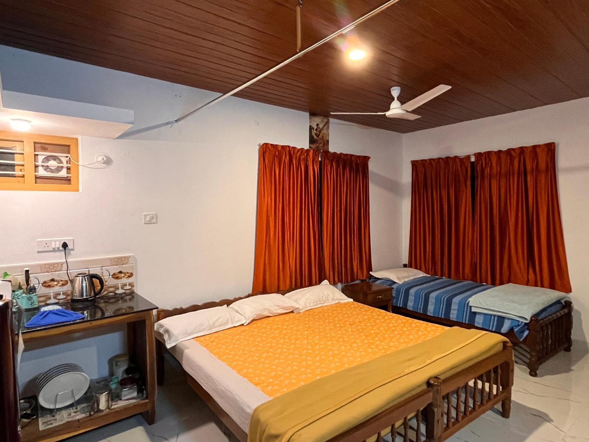 Lake Homes Varkala Exterior photo